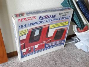 lot 24030 image: Lund Eclipse 32110 Side Window Detectors