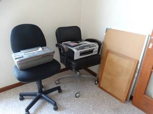 lot 24032 image: Office Fax Copier  Printers  2 Office Chairs