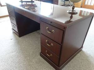 lot 24038 image: Nice Professional Dark Wood Office Desk
