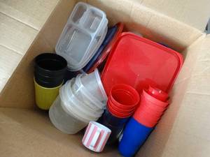 lot 24184 image: Lot of Kitchen Plastic Ware