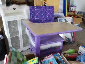 lot 24203 image: Really Cool Repurposed Kids Desk and Cabinet