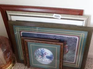 lot 24169 image: Mix of Misc Wall Art  Take a Look