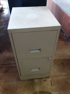 lot 39929 image: Small File Cabinet - Empty & Clean