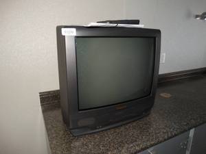 lot 39964 image: TV  VCR Combo