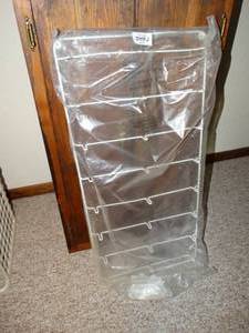 lot 24079 image: Over the Door Cap Rack