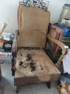 lot 24147 image: Old Chair
