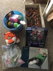 lot 24094 image: LED Helicopter, sidewalk chalk & more