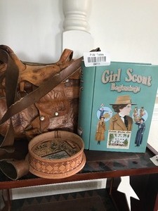 lot 24111 image: Leather Saddle Handbag - Metal Girl Scout Box - Set of Coasters