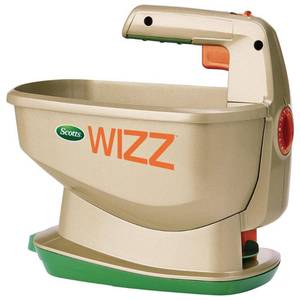 lot 1120 image: Scotts Wizz Spreader. Put batteries in and seems to work fine.