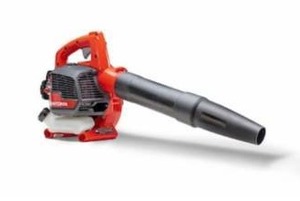 lot 1174 image: Craftsman 25cc 2-Cycle Engine Handheld Gas Powered Leaf Blower - Gasoline Blower with Nozzle Extension for Lawn Care, Liberty Red