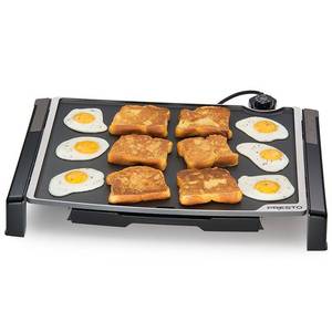 lot 9289 image: Presto 07073 Presto 19 Electric TiltnDrain Griddle
