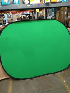 lot 9342 image: NEEWER PHOTO BACKDROP. SCREEN GREENBLUE