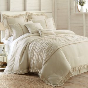lot 47186 image: King Amrapur Overseas 8pc. Antonella Comforter Set Dirty