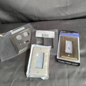 lot 49899 image: Lot of Light Switch Covers