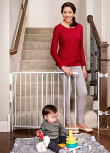 lot 9162 image: Regalo Extra Tall Top Of Stairs Metal Safety Gate