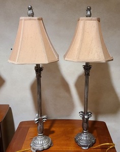 lot 21010 image: lot of 2 matching ornate lamps