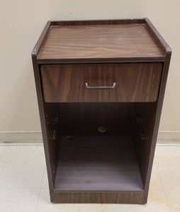 lot 21056 image: wood cabinet with drawer
