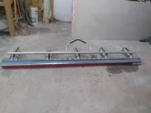 lot 127 image: 125in Metal Bending Brake