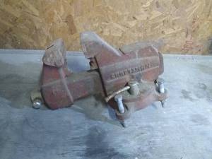 lot 223 image: Craftsman Vice