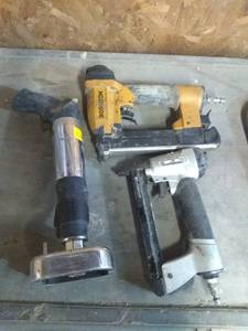 lot 226 image: Air Tool Lot