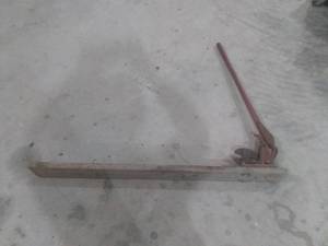 lot 300 image: Rebar Cutter