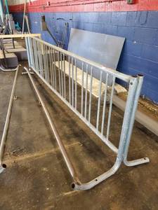 lot 22384 image: 10ft Bike Rack