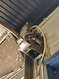 lot 22409 image: Automatic Garage Door Opener System
