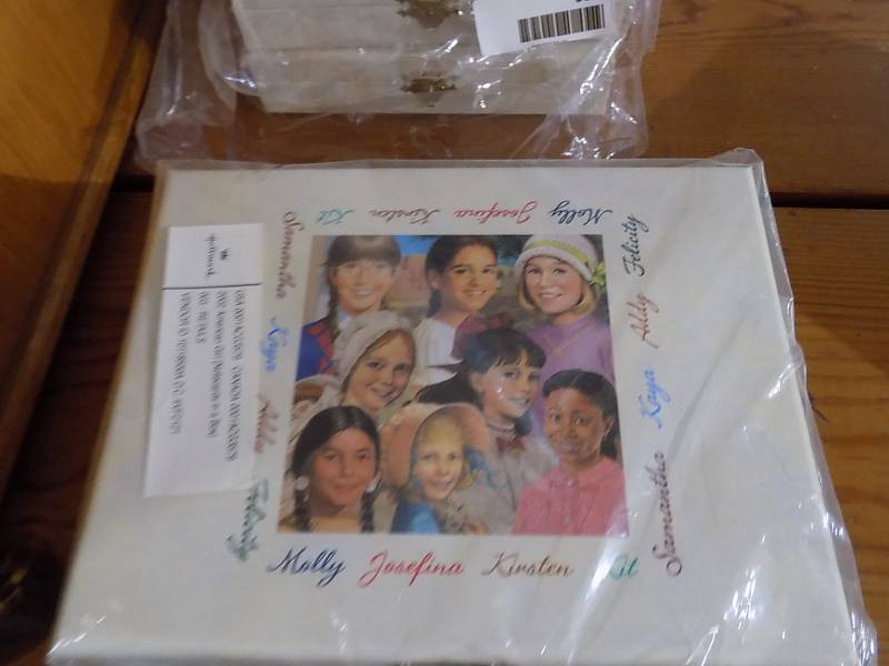 lot 5024 image: Hallmark American Girl NotecardJewelry Box Set NEW #3