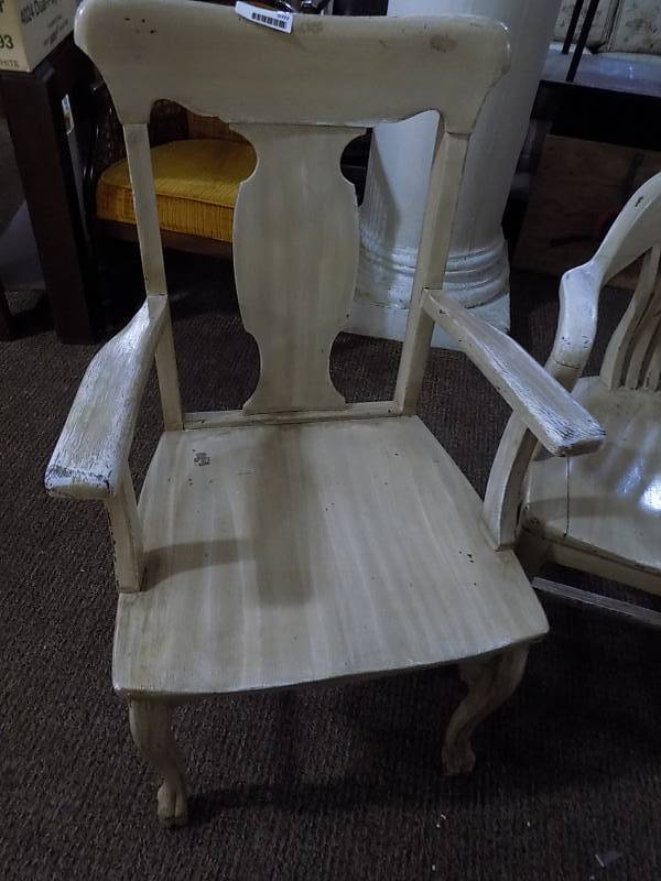 lot 5092 image: Straight Back Armed Chair