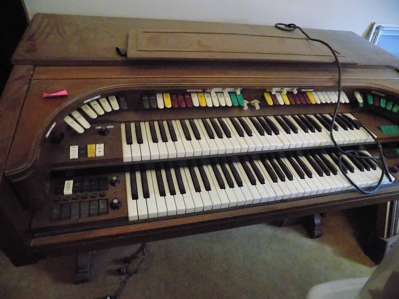 lot 5100 image: Baldwin Organ