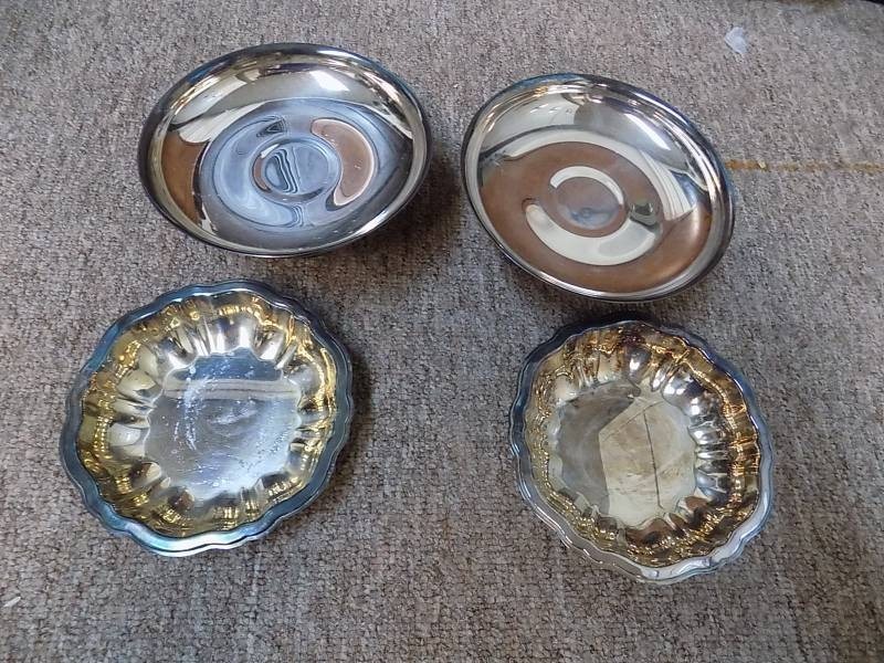 lot 5123 image: Silver-Plated Pieces (4 ea)