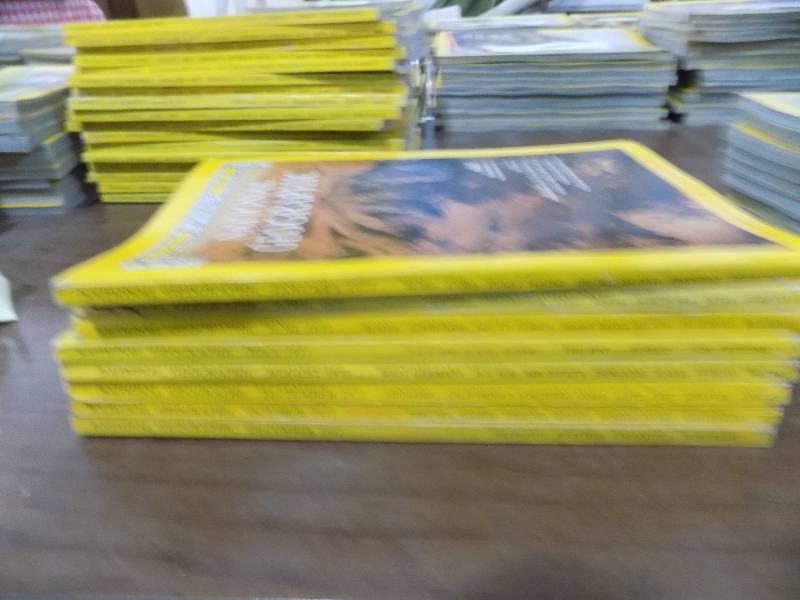 lot 5205 image: National Geographic - 1977-79 - Not Complete