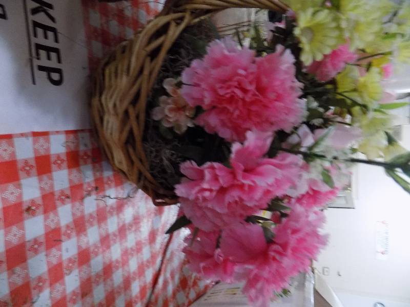 lot 5208 image: Silk Flower Arrangements (4 ea)