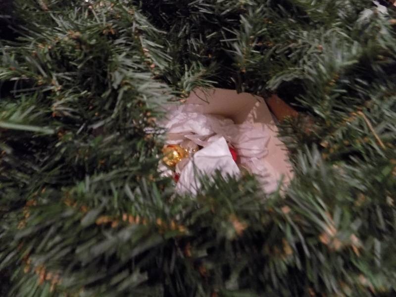 lot 5248 image: Christmas Lot