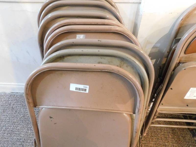 lot 5341 image: Folding Chairs