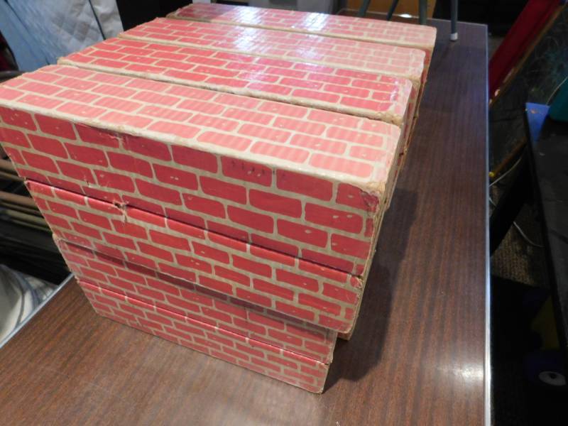 lot 5366 image: Fake Bricks (8 double)