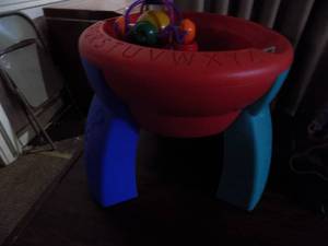 lot 5265 image: Toddler Toy