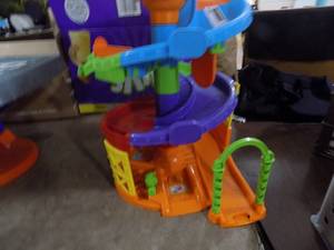 lot 5412 image: Kids Car Toy