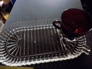 lot 5611 image: Punch Cups & Service Trays