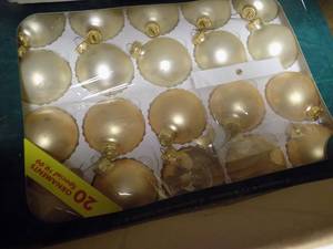 lot 5458 image: Christmas Lot