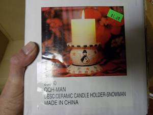 lot 5483 image: Christmas Box of Items