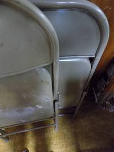 lot 5491 image: Metal Folding Chairs (2 ea)
