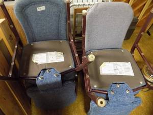 lot 5492 image: Stackable Chairs (4 ea)