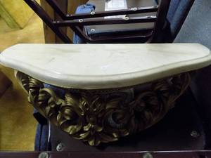 lot 5505 image: Wall Shelf