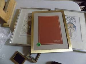 lot 5517 image: Box of Picture Frames