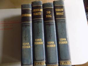 lot 5537 image: Vintage Books (10 ea)