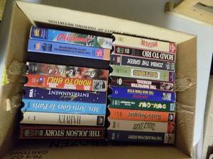 lot 5511 image: VHS Tapes (19 ea)