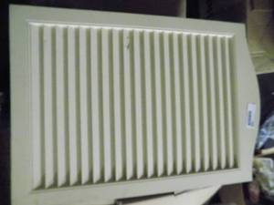 lot 5605 image: Medicine Cabinet