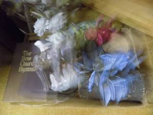 lot 5620 image: Home Dcor & Vintage Hymnal