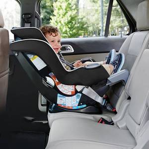lot 4649 image: Graco Extend2Fit Convertible Car Seat&nbsp